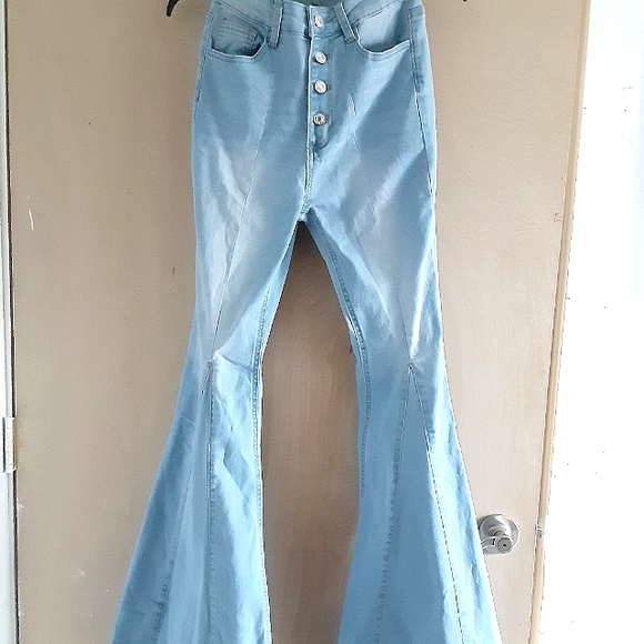 Super Flare High Waisted Bleach Style Baby Doll Jean Bell Bottoms - Picture 1 of 3